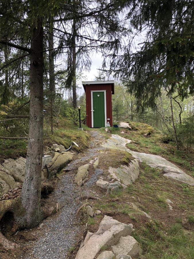Stuga Utanfoer Fjaellbacka Kültér fotó